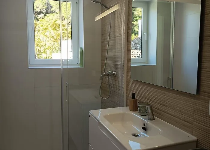 La Llar De La Font * Barraca de Aguas Vivas